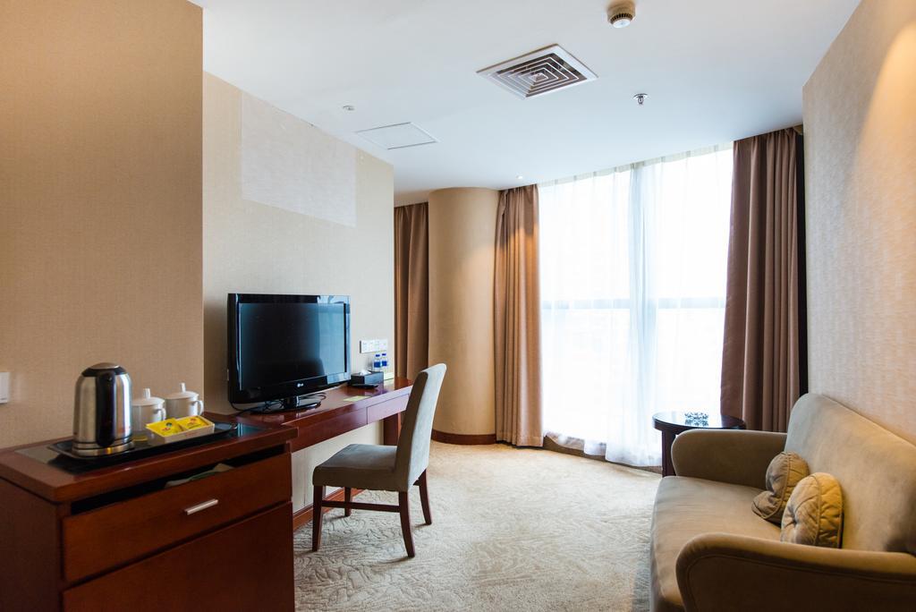 Vienna International Hotel - Expo Branch Shanghai Exteriör bild